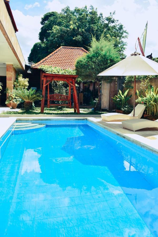 Hotel Urban Jungle House Bali Canggu Exterior foto