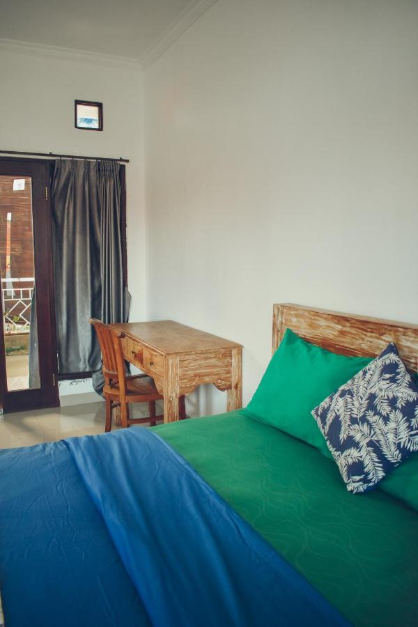 Hotel Urban Jungle House Bali Canggu Exterior foto