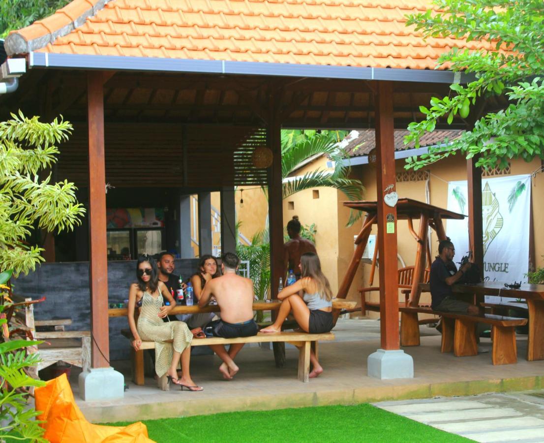 Hotel Urban Jungle House Bali Canggu Exterior foto